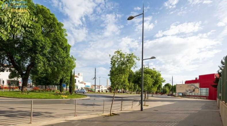 Granada - Armilla - 2219m2