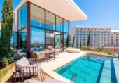Chalet independiente con terreno en venta en la España, Fuengirola, ref: TR226353 foto