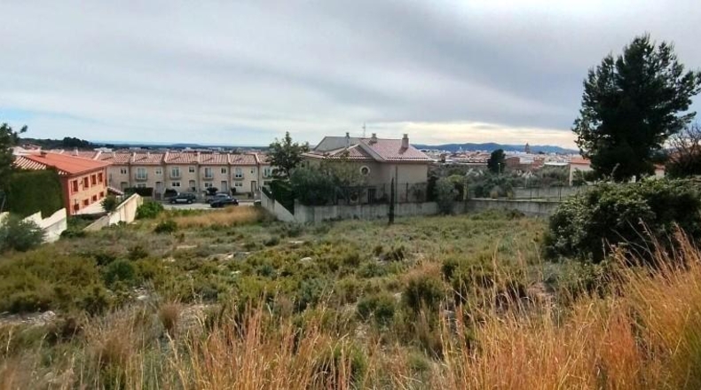 Tarragona - la Sénia - 575m2