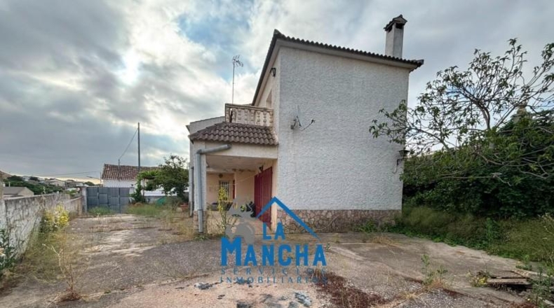 Albacete - Fuensanta - 525m2