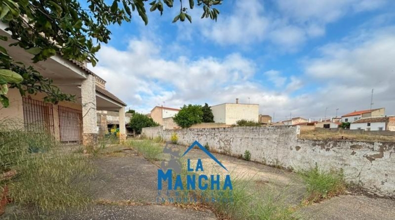 Albacete - Fuensanta - 525m2