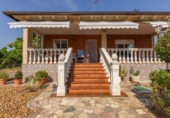 Chalet independiente con terreno en venta en la España, Trigueros del Valle, ref: TR327805 foto