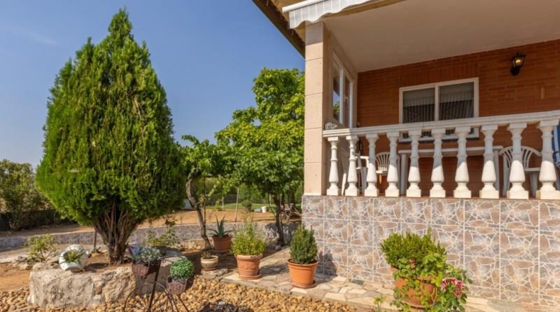 Valladolid - Trigueros del Valle - 2484m2