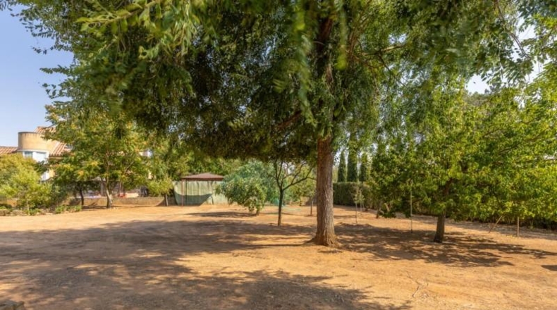 Valladolid - Trigueros del Valle - 2484m2