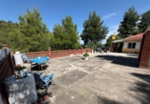 Chalet independiente con terreno en venta en la España, Marganell, ref: TR413520 foto