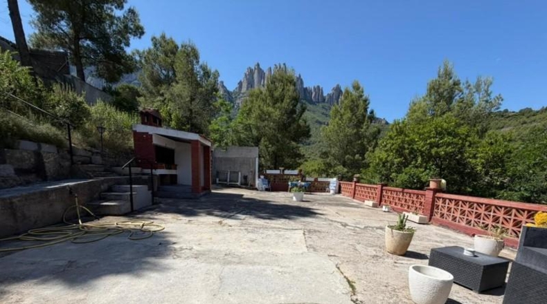 Barcelona - Marganell - 8800m2