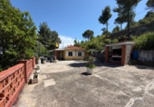 Chalet independiente con terreno en venta en la España, Marganell, ref: TR413520 foto