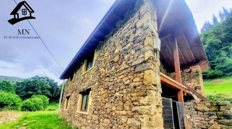Cantabria - San Pedro del Romeral - 180m2