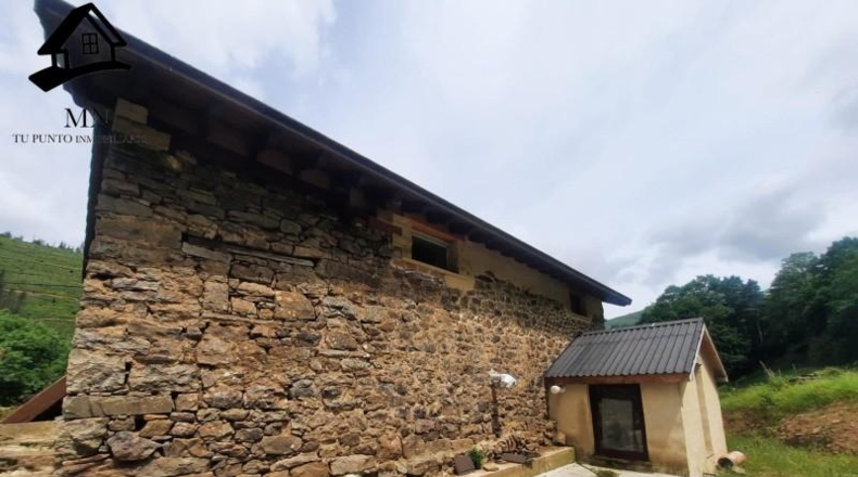 Cantabria - San Pedro del Romeral - 180m2