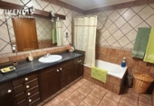 Casa de pueblo en venta en la España, Fraga, ref: TR343374 foto