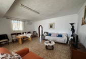 Chalet independiente con terreno en venta en la España, Villamarchante, ref: TR413559 foto