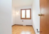 Casa de pueblo en venta en la España, Corbera de Llobregat, ref: TR413594 foto