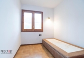 Casa de pueblo en venta en la España, Corbera de Llobregat, ref: TR413594 foto