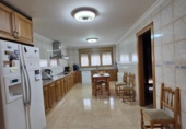 Дом с участком на продажу в городе Pinoso Фото