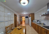 Дом с участком на продажу в городе Pinoso Фото