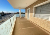 Chalet independiente con terreno en venta en la España, Torrevieja, ref: TR413626 foto