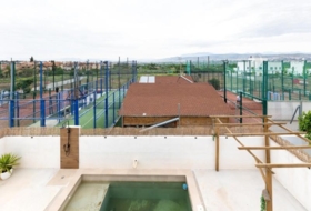 La Zubia 300&nbsp;m²
