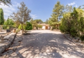 Chalet independiente con terreno en venta en la España, Alcoy, ref: TR413632 foto