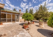 Chalet independiente con terreno en venta en la España, Alcoy, ref: TR413632 foto