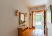 Chalet independiente con terreno en venta en la España, Alcoy, ref: TR413632 foto