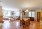 Chalet independiente con terreno en venta en la España, Alcoy, ref: TR413632 foto