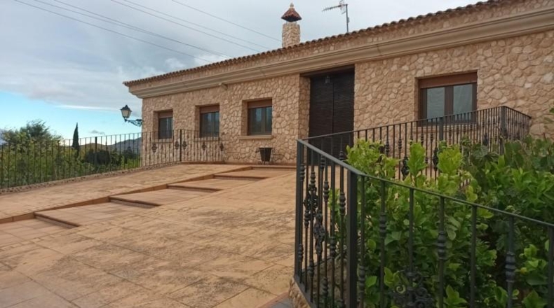 Alicante - Villena - 4579m2