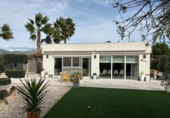 Chalet independiente con terreno en venta en la España, Crevillente, ref: TR413640 foto