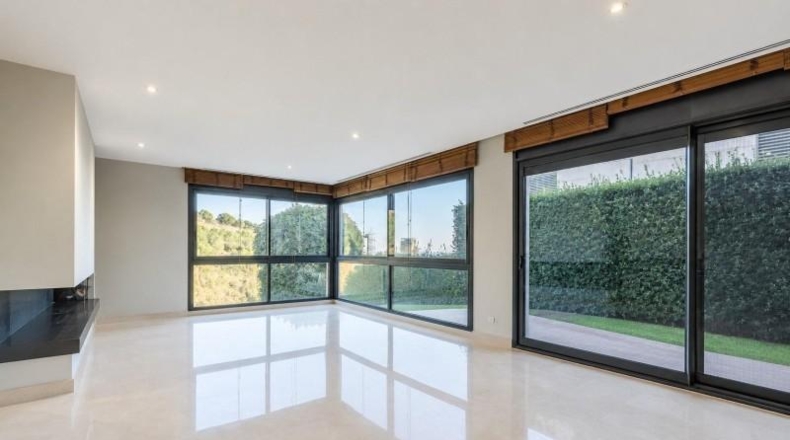 Barcelona - Esplugues de Llobregat - 492m2