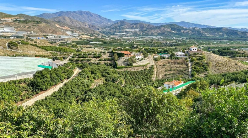 Гранада - Salobreña - 2527m2