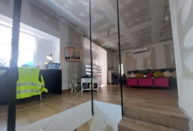 Valdepeñas 240&nbsp;m²