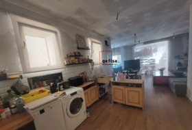Valdepeñas 240&nbsp;m²