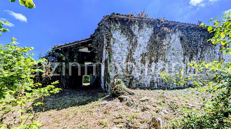 Álava - Respaldiza - 1690m2