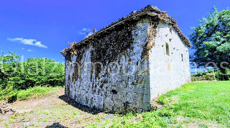 Álava - Respaldiza - 1690m2
