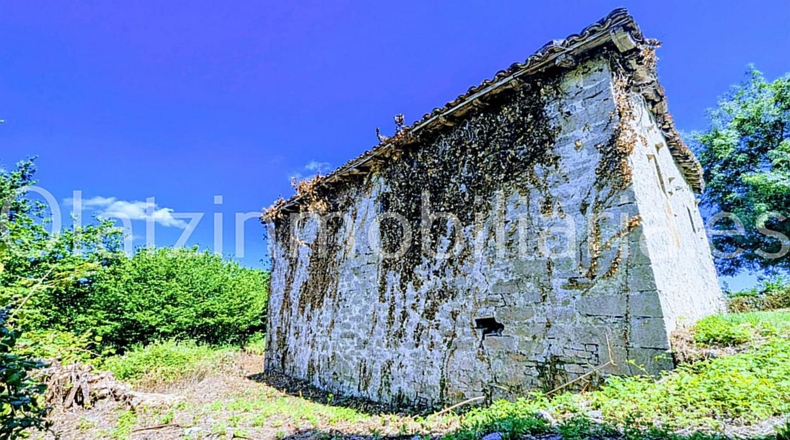 Álava - Respaldiza - 1690m2