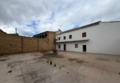 Chalet independiente con terreno en venta en El Rubio ref: TR413673 foto