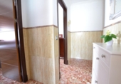 Отдельно стоящий дом с участком на продажу в городе Encinarejo de Córdoba. Фото