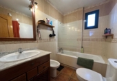 Chalet independiente con terreno en venta en Córdoba ref: TR413672 foto