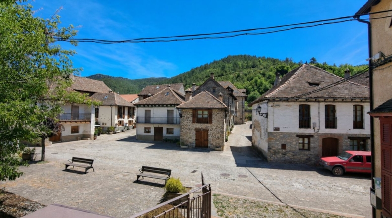 Huesca - Ansó - 336m2