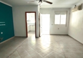 Chalet adosado con terreno en venta en la España, Torrevieja, ref: TR413683 foto
