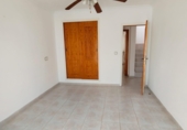 Chalet adosado con terreno en venta en la España, Torrevieja, ref: TR413683 foto