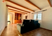 Chalet independiente con terreno en alquiler en la España, San Bartolomé de Tirajana, ref: TR219787 foto