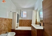 Chalet independiente con terreno en alquiler en la España, San Bartolomé de Tirajana, ref: TR219787 foto