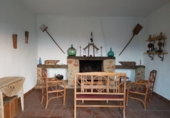 Chalet independiente con terreno en venta en la España, Navalvillar de Pela, ref: TR413701 foto