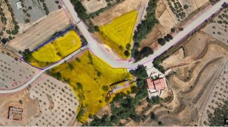 Granada - Baza - 9483m2