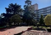 Chalet independiente con terreno en venta en la España, Plasencia, ref: TR413719 foto