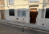Chalet independiente con terreno en venta en la España, Plasencia, ref: TR413719 foto