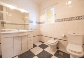 Chalet independiente con terreno en venta en la España, Orihuela, ref: TR413726 foto