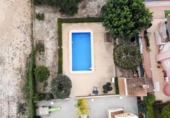 Chalet independiente con terreno en venta en la España, Orihuela, ref: TR413726 foto