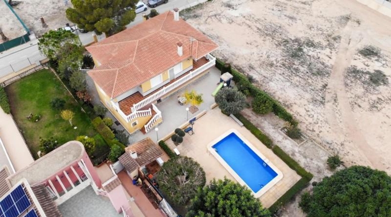 Alicante - Orihuela - 270m2