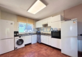 Chalet independiente con terreno en venta en la España, Corbera de Llobregat, ref: TR413729 foto